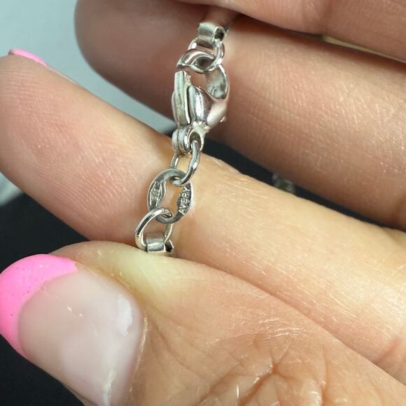 Retired Rare James Avery Hands Heart Crown Cross Pendant Necklace - Picture 8 of 10